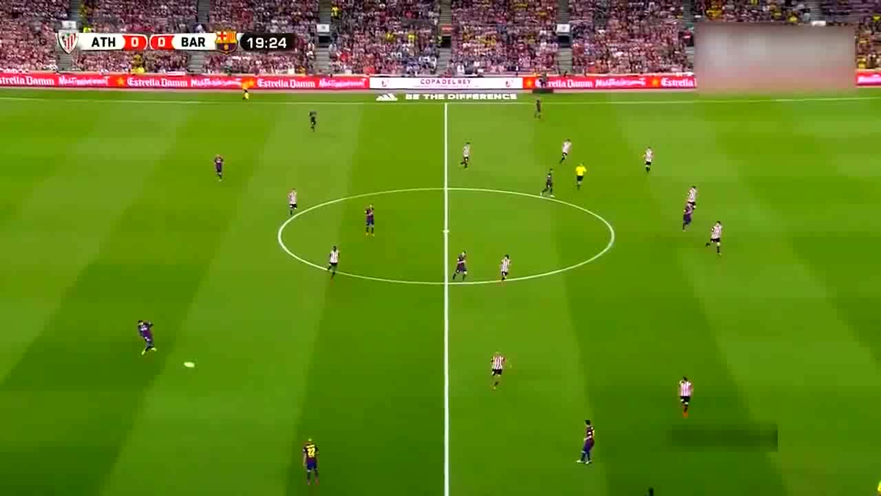 #世界杯#四年前世界杯,J罗凌空抽射直挂死角简