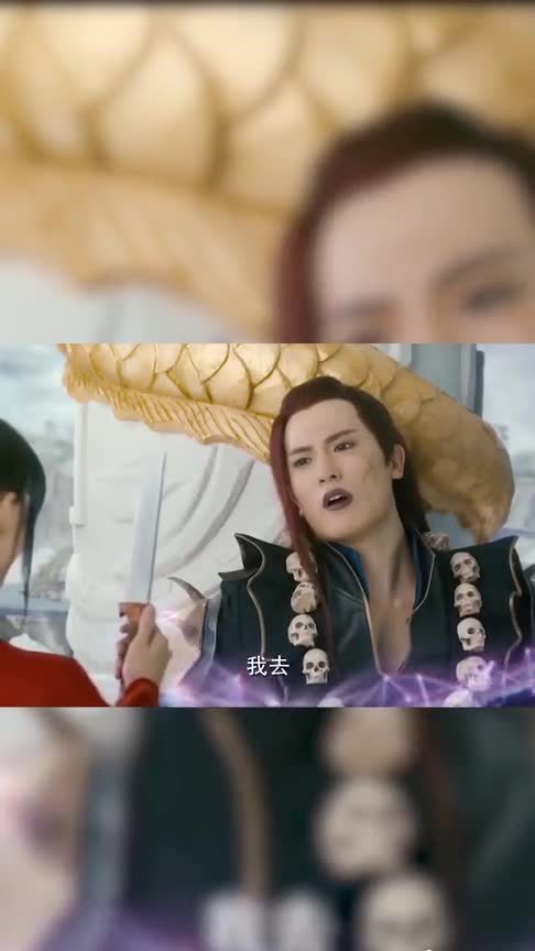 太尴尬了!小伙回首一掏,竟不小心抓到.