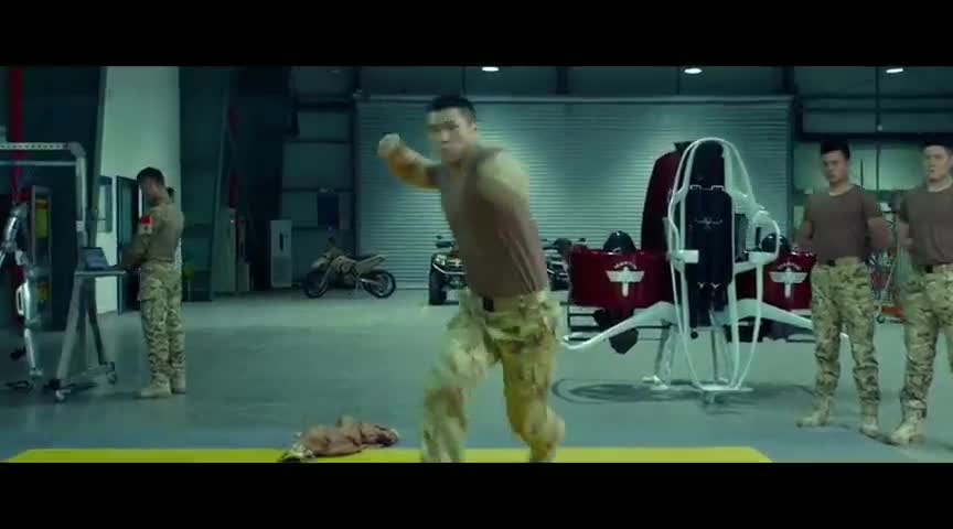 #我国空军的强大!驱逐外国飞机!#