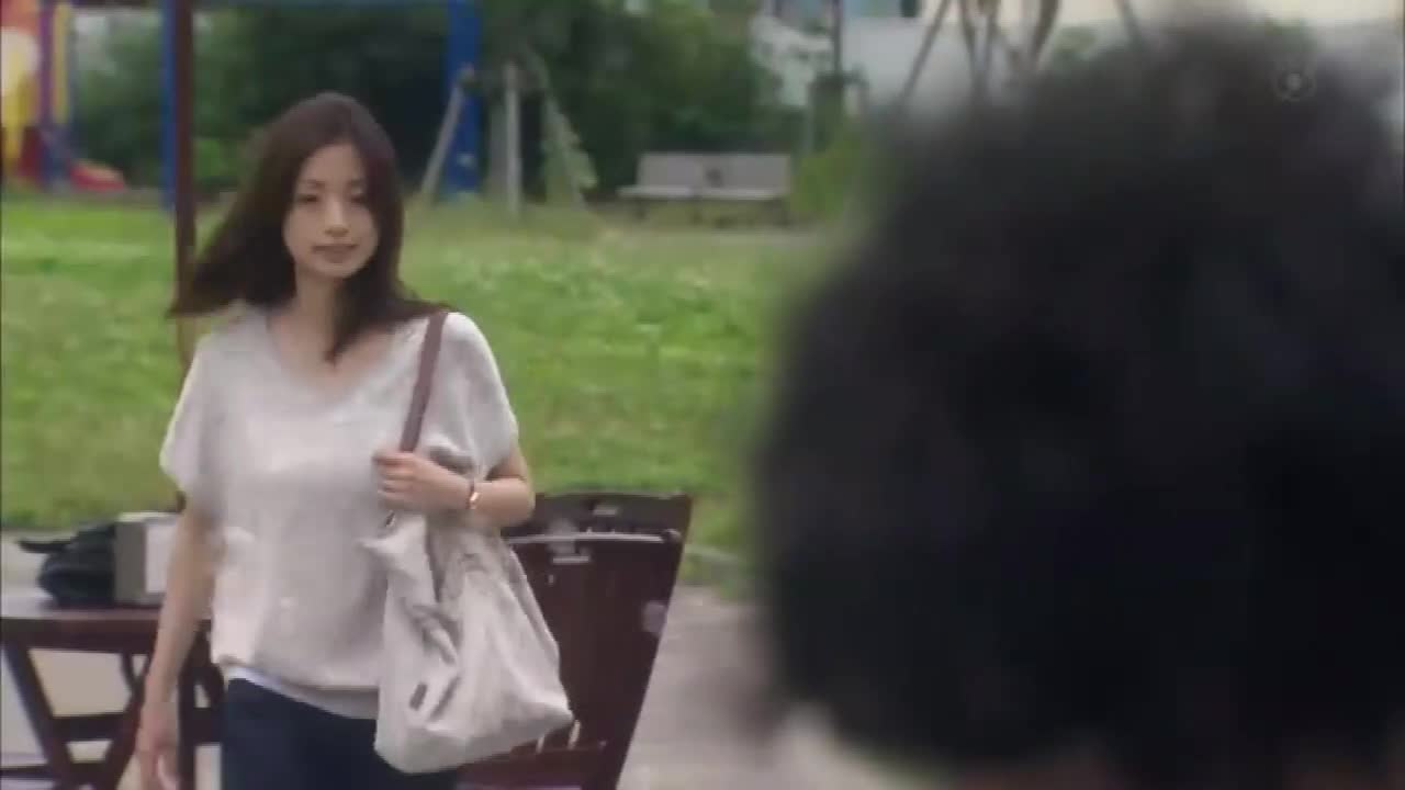 #老师剧场#高中女生发现哑铃a老师,觉得长大多重用的女生经典v老师图片