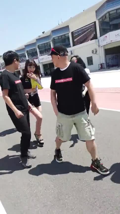 #性感美女热舞#李孝利-经典小孩--TocTocToc病毒性歌曲岁3v经典图片