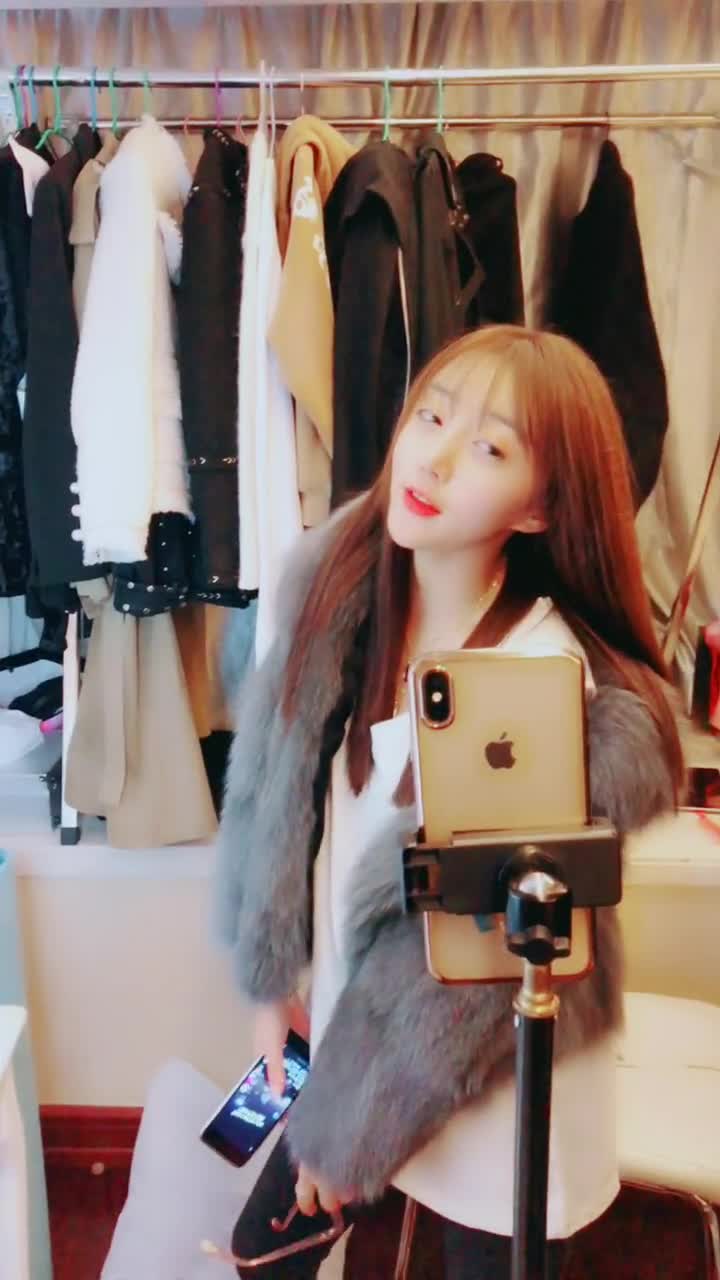 深情卡通英文歌好听好美美女美女图片v深情图片