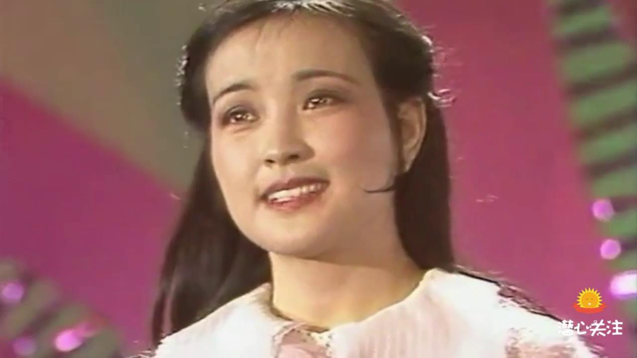 #春晚#83年春节晚会刘晓庆猜谜晚会(打一字