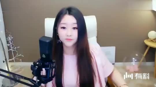 菲儿翻唱东北味道歌曲《人的命天注定》