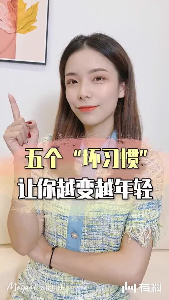 #经典看电影#女子开着鬼车自己却浑然不知,吓