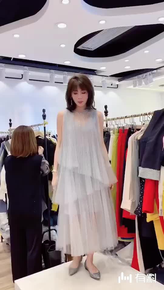 #性感美女自拍#看我一球定音funny圣诞季圣诞视频01性感美女图片