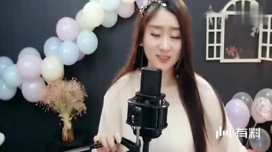 又一首热歌《我曾》被面筋哥带火了,网友:不愧