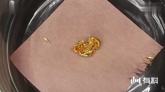 把水银滴在金子上,会有什么现象发生?黄金秒变
